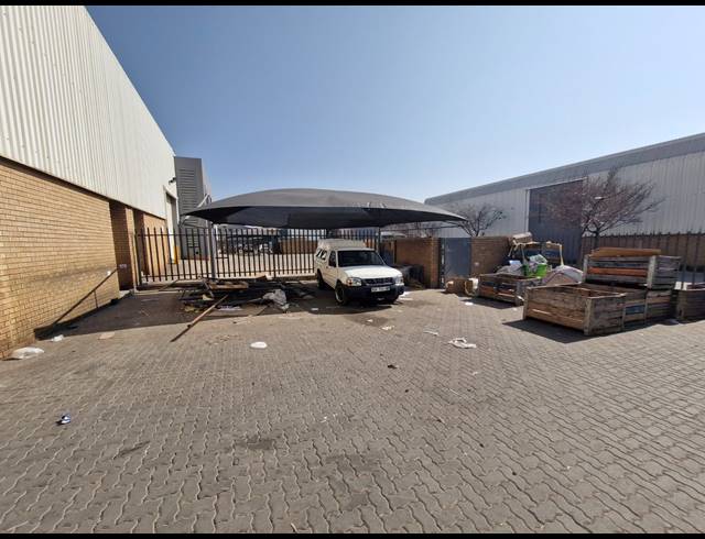 939M² WAREHOUSE TO LET IN JET PARK